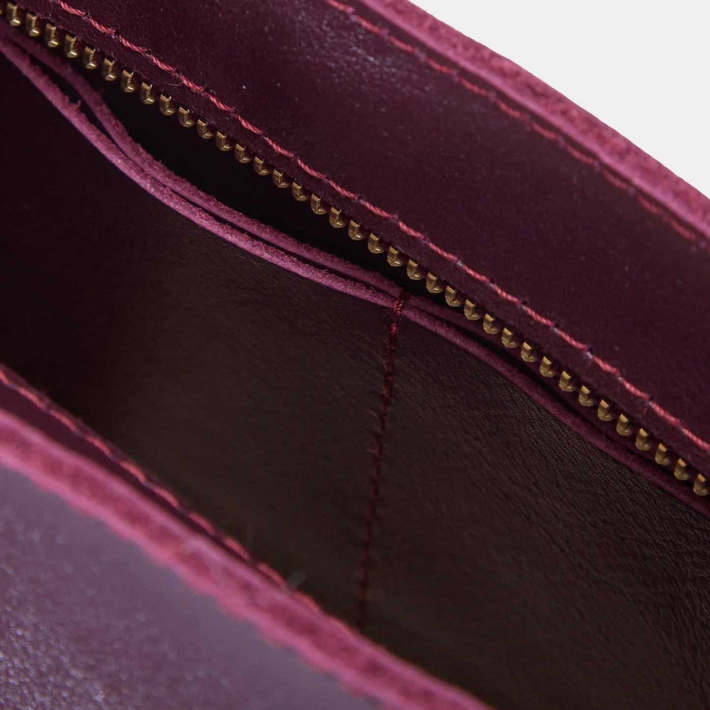 The Optimus Convertible Bag — Burgundy