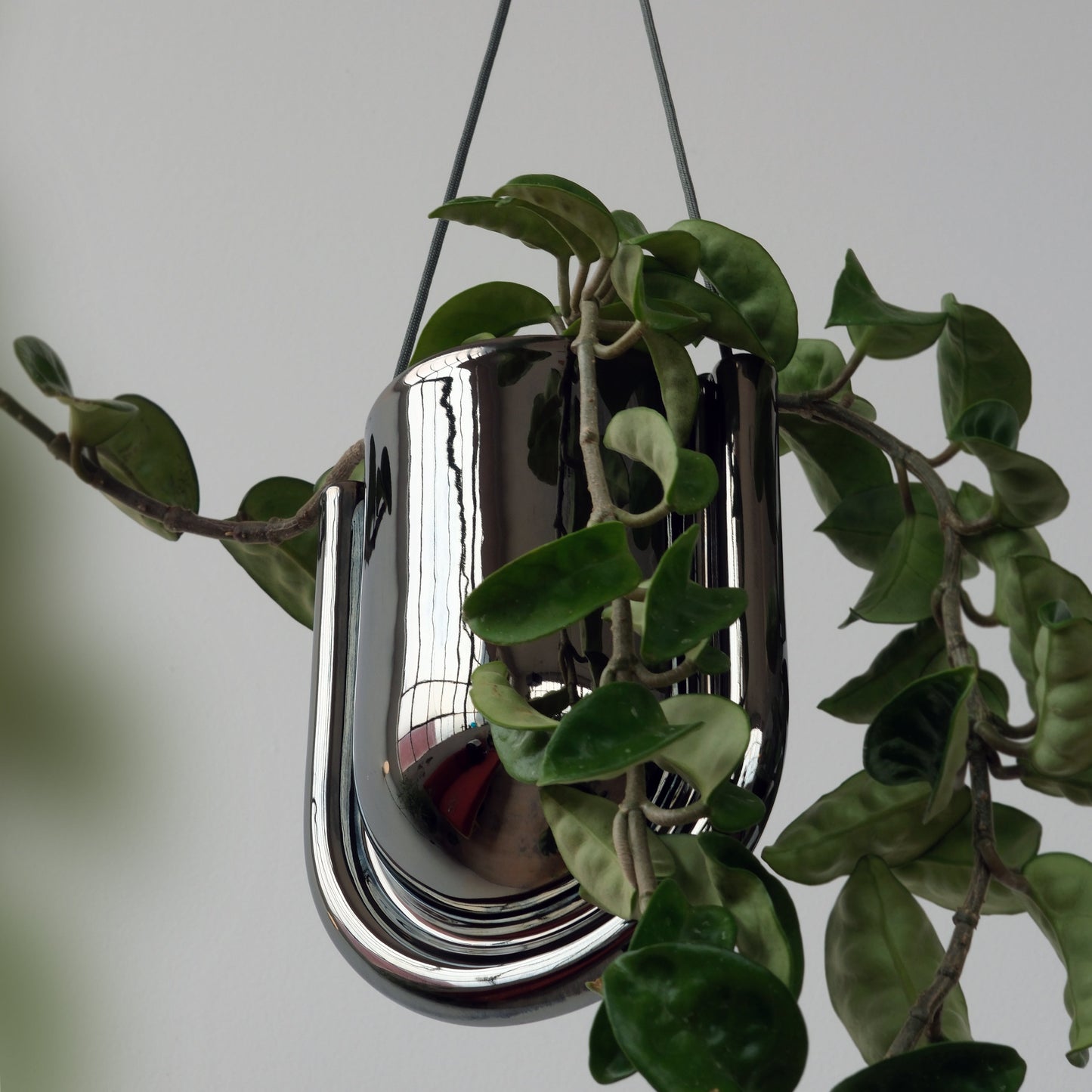 Sculptural Portico Planter - Chrome